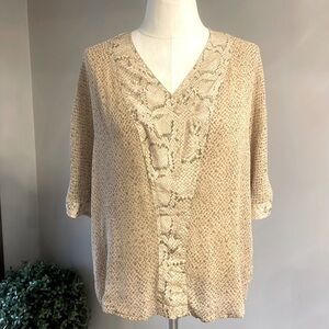 VINTAGE VERA CRISTINA Silk snakeskin print blouse V neck zippered back neutral M
